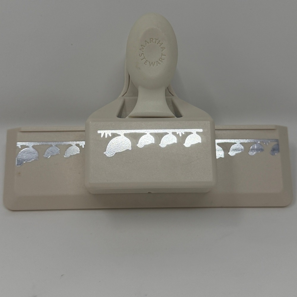 Martha Stewart Birds Chicks Edge Border Paper Punch Discontinued